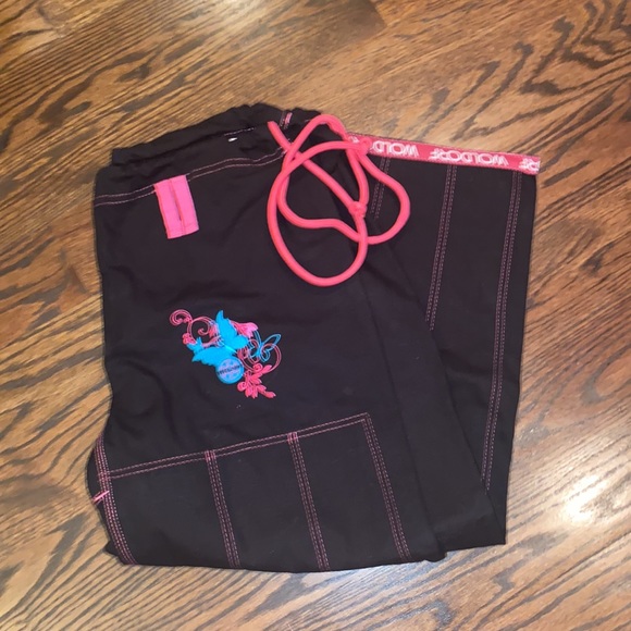 Brand new women’s GI in black with pink & blue accents Size F5 martial arts BJJ - Picture 4 of 13
